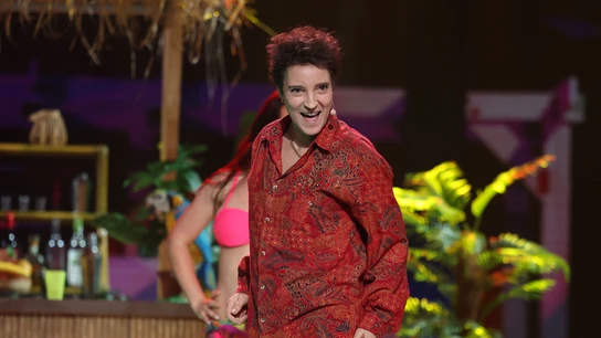 ¡Vuelva a los 2000! Leonor Lavado recrea el mítico ‘Vive la vida’ de Gusanito en Tu cara me suena ¡Vuelva a los 2000! Leonor Lavado recrea el mítico ‘Vive la vida’ de Gusanito en Tu cara me suena