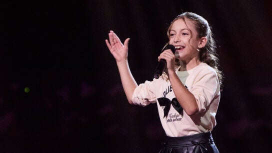 Luc&iacute;a en La Voz Kids