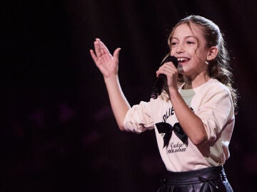 Luc&iacute;a en La Voz Kids