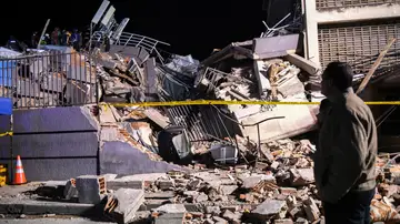Two strong earthquakes hit Venezuela Two strong earthquakes hit Venezuela