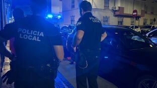 Agentes de la Polic&iacute;a Local de Sanl&uacute;car de Barrameda