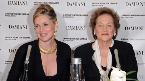 Sharon Stone y su madre Dorothy Sharon Stone y su madre Dorothy