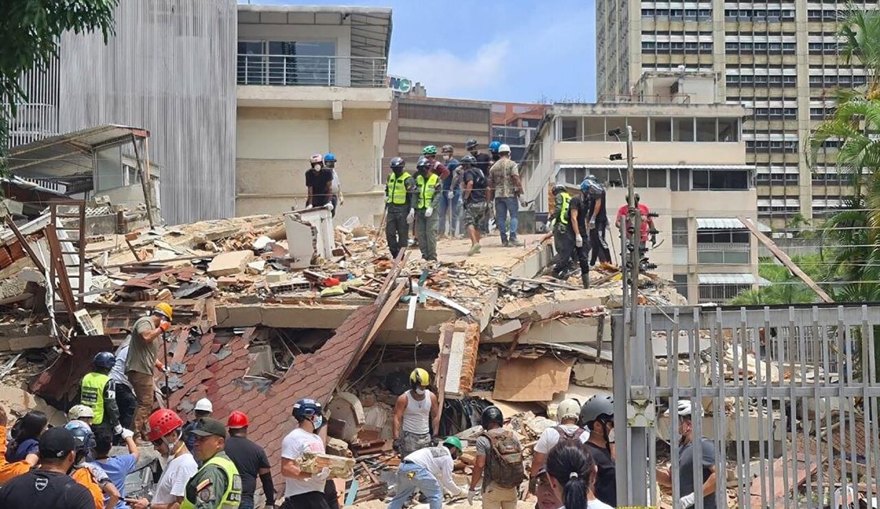 Venezuela recibe ayuda de 24 pa&iacute;ses en respuesta al doble terremoto