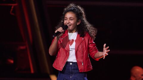 Mia en La Voz Kids