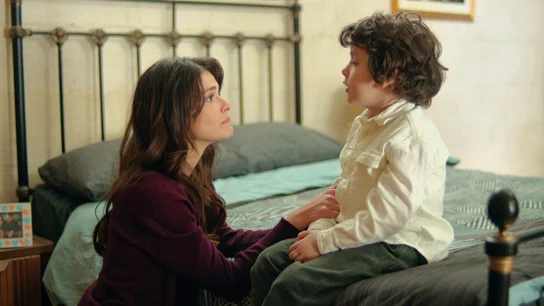 Alya le confiesa toda la verdad a Cihan Deniz tras el terrible ataque de Sadakat Alya le confiesa toda la verdad a Cihan Deniz tras el terrible ataque de Sadakat