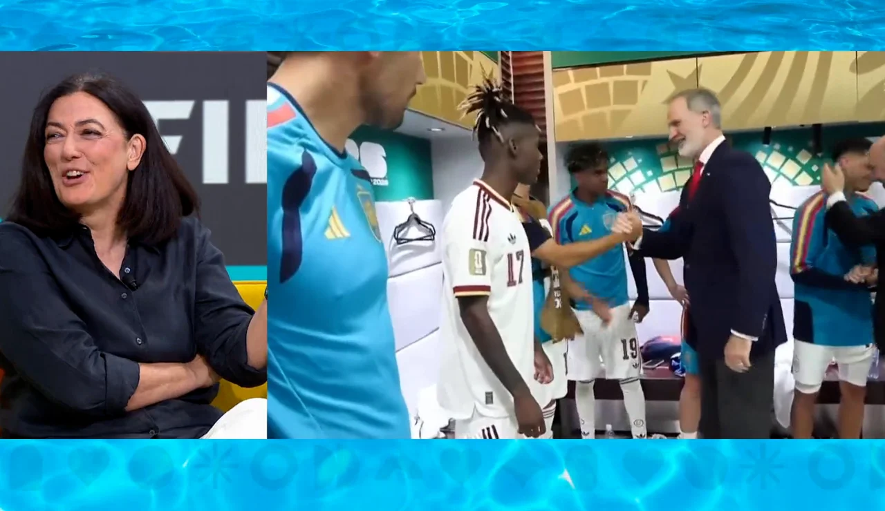 El Rey Felipe VI saluda a la Selección.
