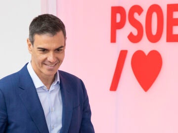 El presidente Pedro S&aacute;nchez, en una reuni&oacute;n de la Ejecutiva del PSOE REMITIDA / HANDOUT por PSOE / EVA ERCOLANESE Fotograf&iacute;a remitida a medios de comunicaci&oacute;n exclusivamente para ilustrar la noticia a la que hace referencia la imagen, y citando la procedencia de la imagen en la firma 15/06/2026