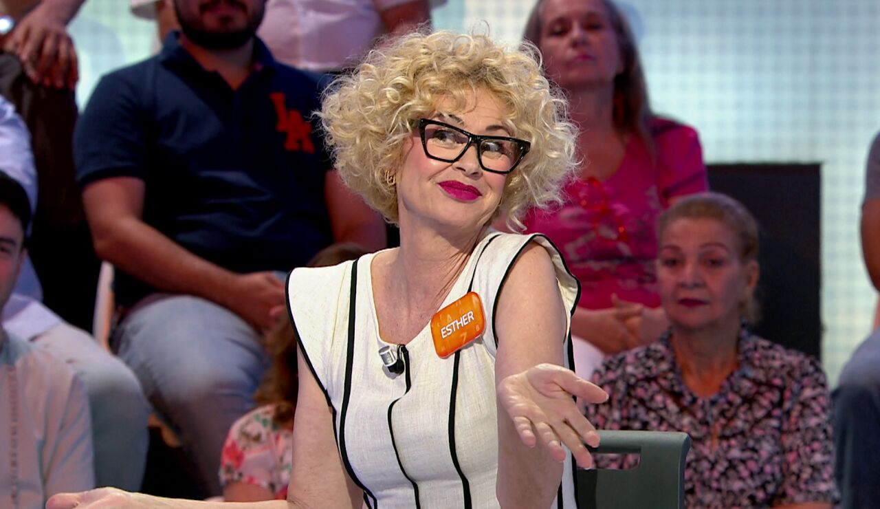 &iquest;Con qu&eacute; famosa confunden a Esther Arroyo?: &ldquo;Las dos llevamos agua&rdquo;