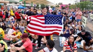 Aficionados de Estados Unidos en Los &Aacute;ngeles