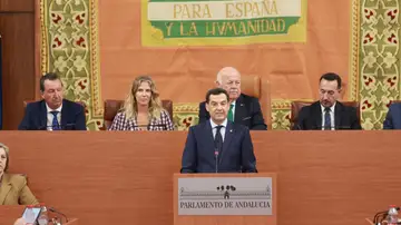 Juanma Moreno promete una "reforma profunda" del SAS y urge a "frenar el destrozo irreparable" por la huelga Juanma Moreno promete una "reforma profunda" del SAS y urge a "frenar el destrozo irreparable" por la huelga