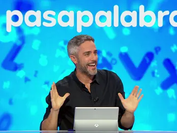 “¿Tú con esto llegaste al altar?”: el zasca de Javier que rompe a Roberto Leal en Pasapalabra “¿Tú con esto llegaste al altar?”: el zasca de Javier que rompe a Roberto Leal en Pasapalabra