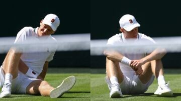 Jannik Sinner, tras su ca&iacute;da en la central de Wimbledon