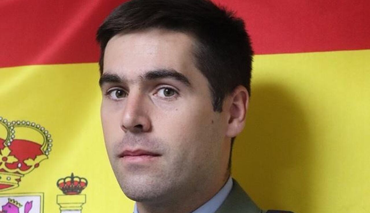 Muere un cabo del Ej&eacute;rcito de Tierra en un lanzamiento paracaidista en unas maniobras en Huesca (Arag&oacute;n)