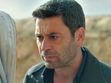 Cihan estalla al ver a Sadakat manipular a Cihan Deniz: "No te lo perdonar&eacute;"