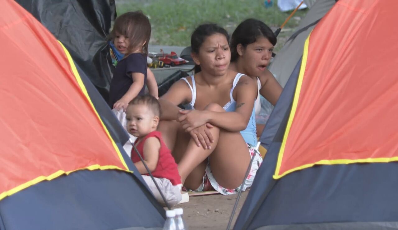 Familias venezolanas con ni&ntilde;os muy peque&ntilde;os