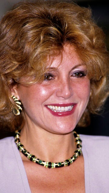 Baronesa Thyssen con su collar de esmeraldas firmado por Bulgari