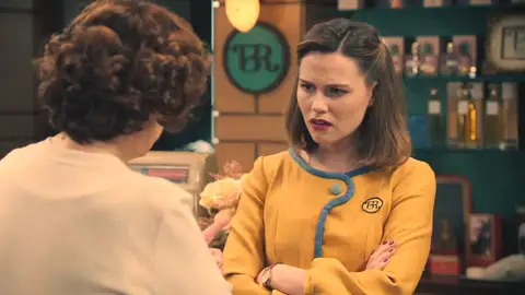 Avance del próximo capítulo de Sueños de libertad: Manuela anima a Claudia a que le dé una oportunidad a Miguel Avance del próximo capítulo de Sueños de libertad: Manuela anima a Claudia a que le dé una oportunidad a Miguel