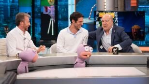 Pablo Motos, Quim Guiti&eacute;rrez y Antonio Resines en El Hormiguero