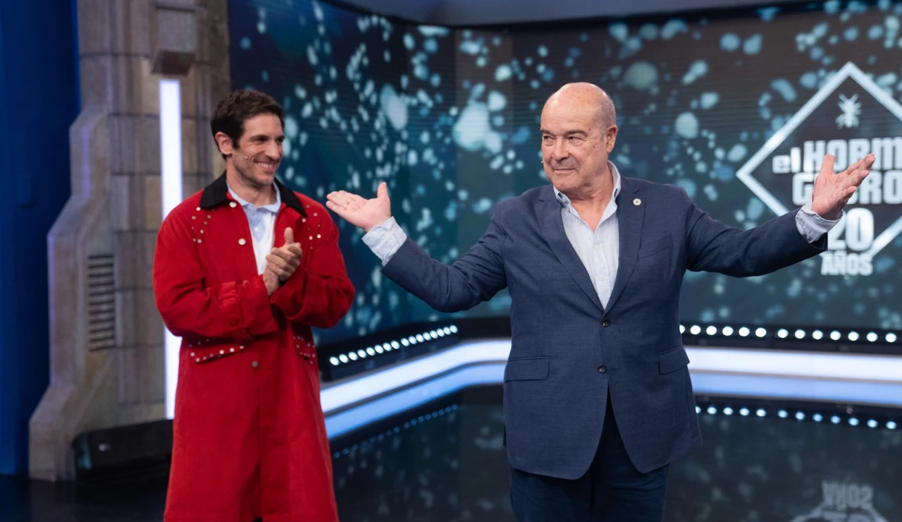 Disfruta de la entrevista completa a Antonio Resines y Quim Gutiérrez en El Hormiguero