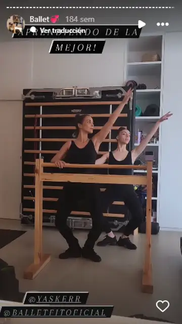 Paula Echevarría en una de sus clases de ballet Paula Echevarría en una de sus clases de ballet
