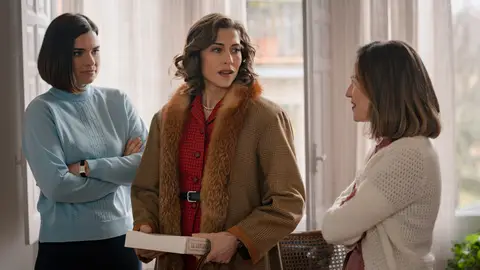Fina, Marta y Claudia en el capítulo 598 de Sueños de libertad Fina, Marta y Claudia en el capítulo 598 de Sueños de libertad