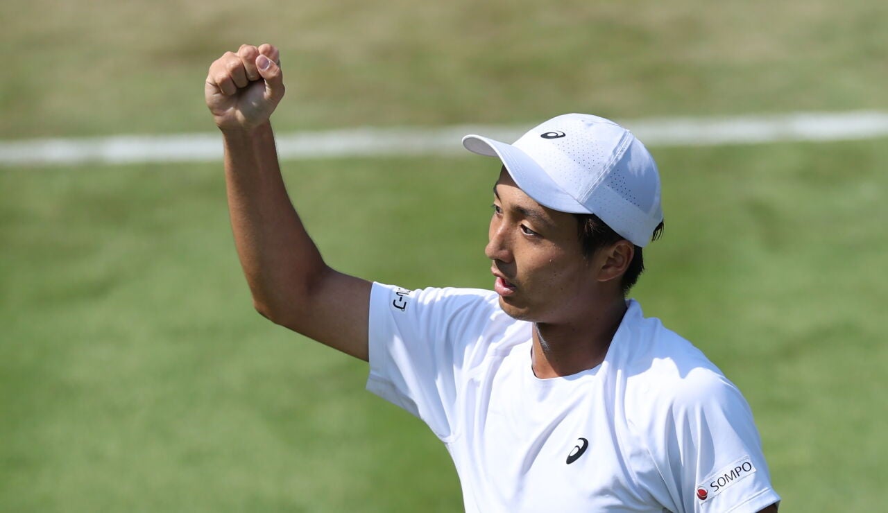 Shintaro Mochizuki celebra un punto ante Rafa J&oacute;dar