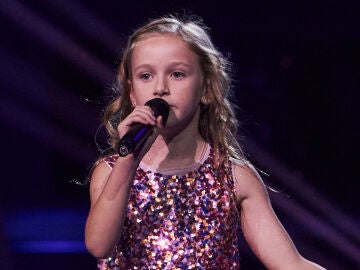Mila en La Voz Kids