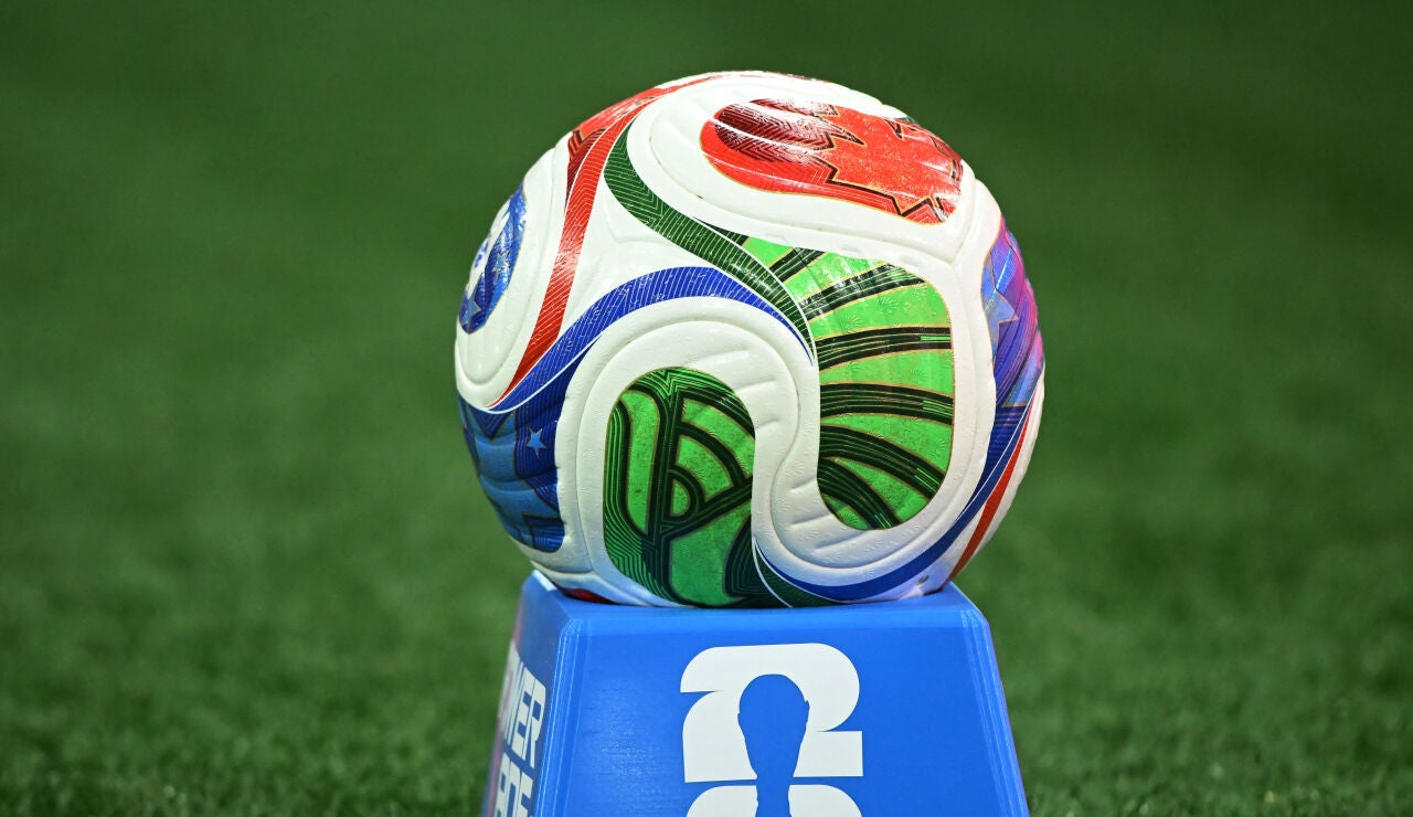 Una imagen del Trionda, el bal&oacute;n oficial del Mundial 2026