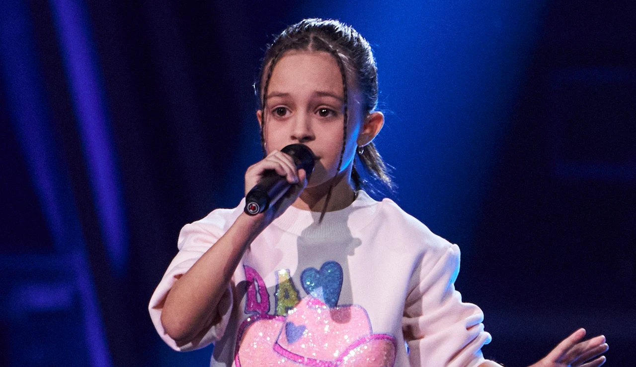Lola en La Voz Kids
