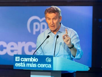 El presidente del PP, Alberto N&uacute;&ntilde;ez Feij&oacute;o, interviene durante la clausura del II Foro de Diputaciones, Cabildos y Consells del Partido Popular