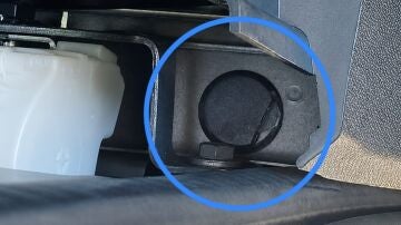 Imagen del dispositivo encontrado en el coche de la v&iacute;ctima 