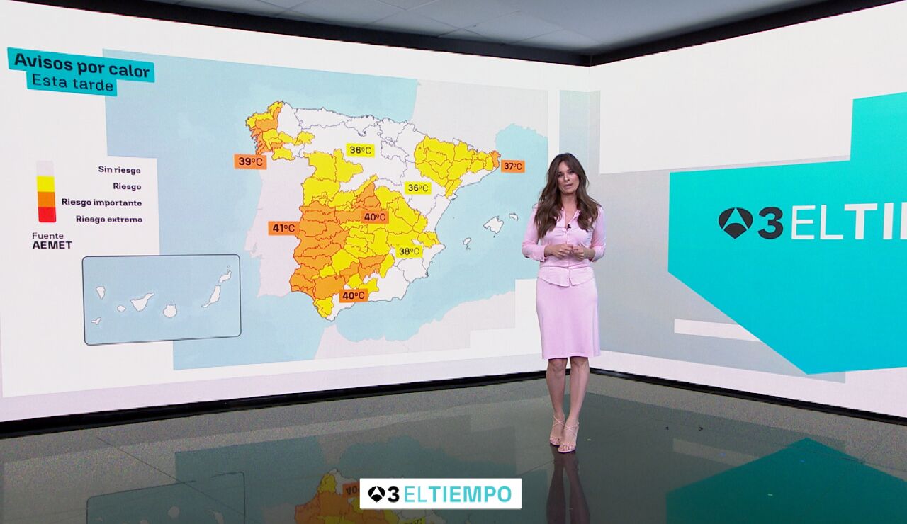 Imagen de Mercedes Mart&iacute;n presentando El Tiempo
