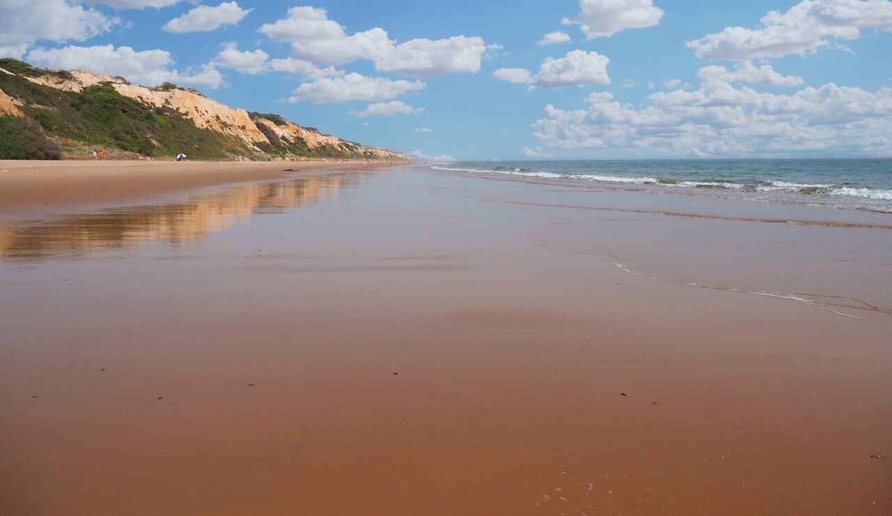 Imagen de la playa de Mazag&oacute;n (Huelva)
