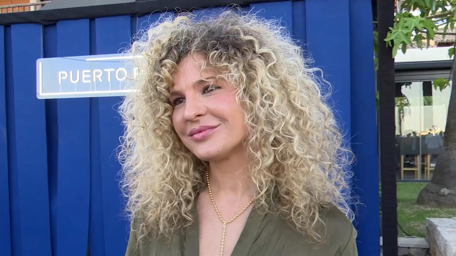 Sheila Casas habla de si es posible una relación entre Óscar y Ana Mena y del viaje a Namibia de Mario con Melyssa Pinto