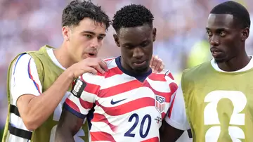 Folarin Balogun, tras ser expulsado ante Bosnia Folarin Balogun, tras ser expulsado ante Bosnia