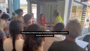 Atrapados en un avi&oacute;n a 40 grados.