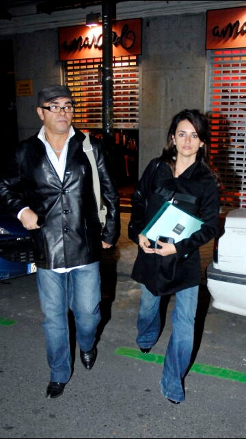 Penélope Cruz con su padre Eduardo en 2007