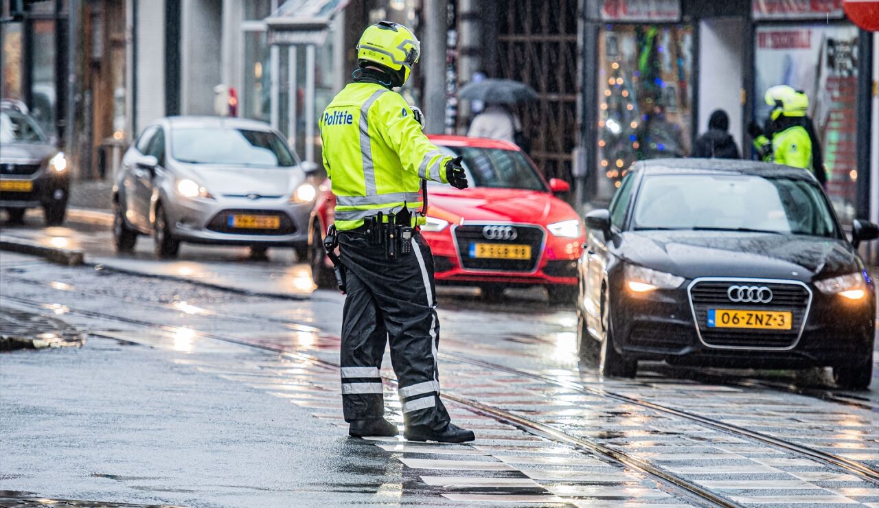 Imagen de archivo de un agente de polic&iacute;a en B&eacute;lgica
