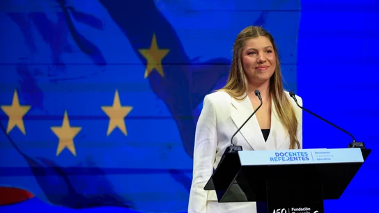 La infanta Sofía pronuncia su primer discurso oficial en público La infanta Sofía pronuncia su primer discurso oficial en público
