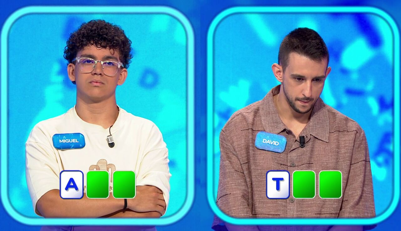 &iexcl;Qu&eacute; orgullosa estar&iacute;a su abuela! Miguel hace sufrir a David en una larga Silla Azul