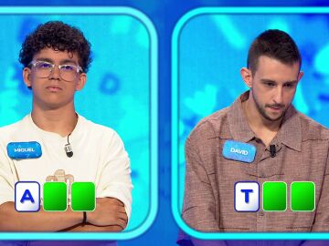 &iexcl;Qu&eacute; orgullosa estar&iacute;a su abuela! Miguel hace sufrir a David en una larga Silla Azul