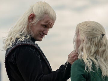 Matt Smith como Daemon Targaryen en La Casa del Drag&oacute;n
