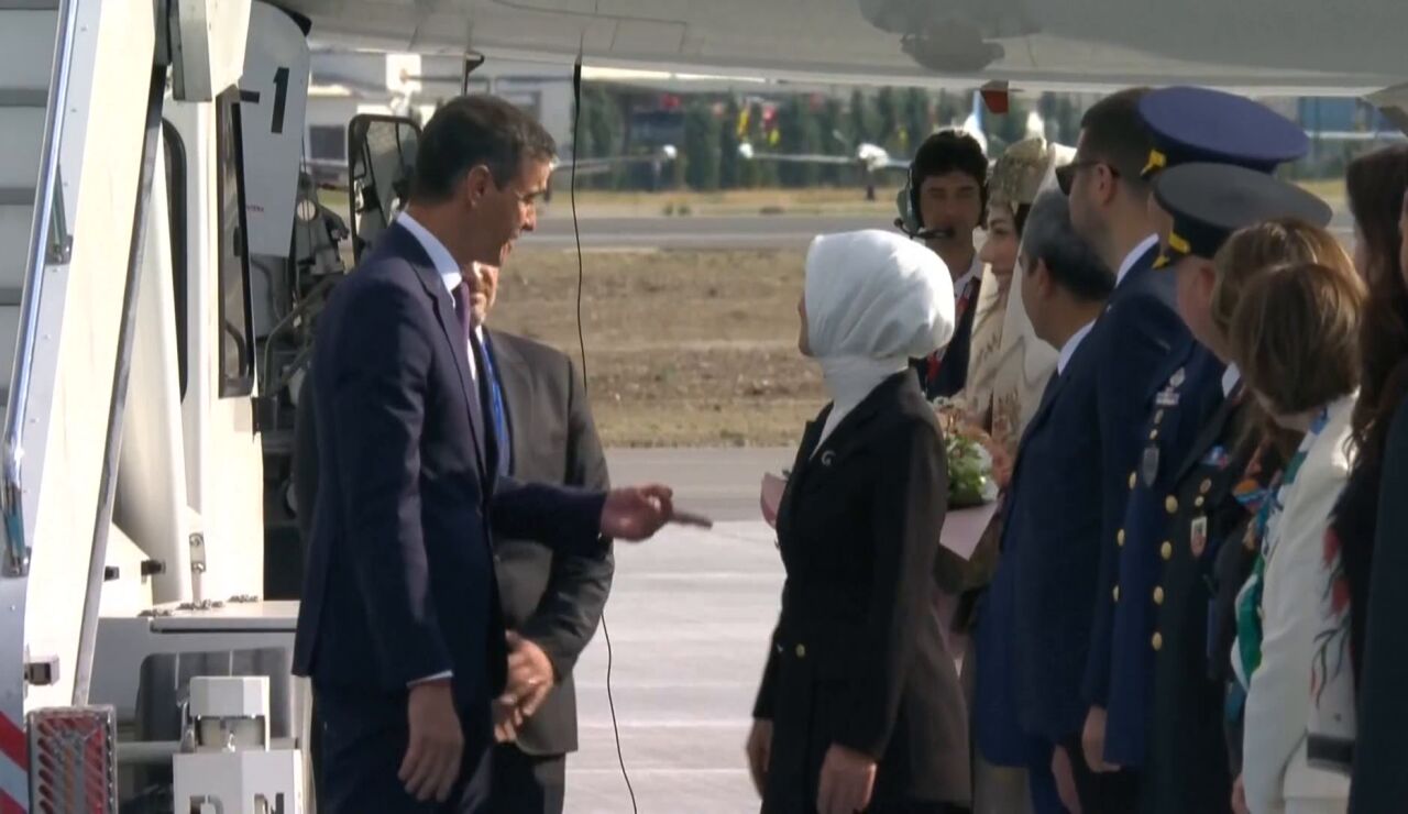 Llegada de S&aacute;nchez a Ankara para la Cumbre