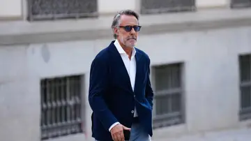 El expresidente del club de fútbol de Badajoz, Joaquín Parra a su llegada este miércoles a la Audiencia Naciona en Madrid El expresidente del club de fútbol de Badajoz, Joaquín Parra a su llegada este miércoles a la Audiencia Naciona en Madrid
