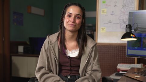 Ella es Noa, la miembro m&aacute;s joven del equipo de investigaci&oacute;n, interpretada por Sara Sanz: &ldquo;Entr&oacute; en la polic&iacute;a judicial por pasi&oacute;n&rdquo;