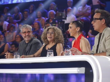 Lolita Flores desvela que Camilo Sesto le ense&ntilde;&oacute; un secreto para cantar: &ldquo;No tengas miedo, abre la boca&rdquo;