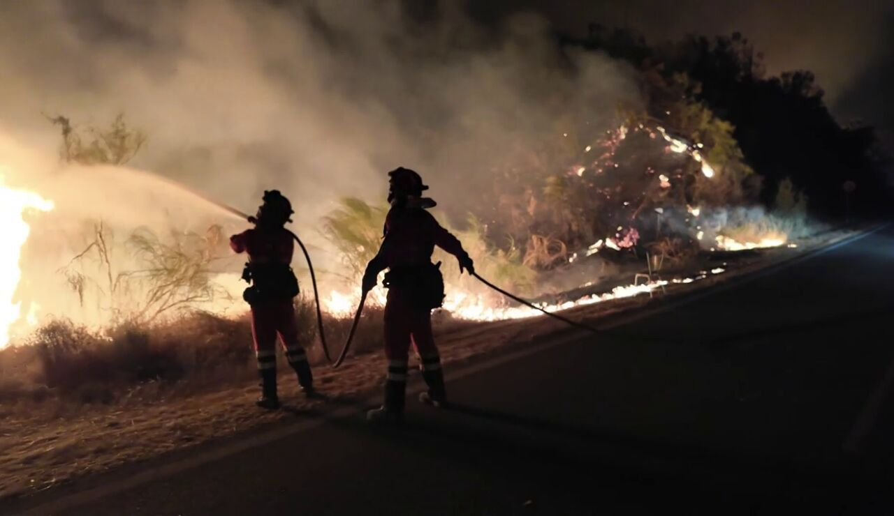 &Uacute;ltima hora del incendio de Los Gallardos en directo
