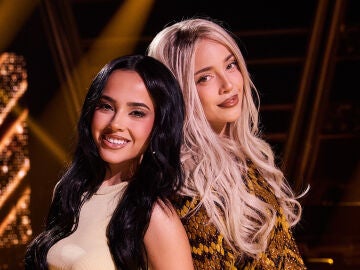 Ana Mena y Becky G, en La Voz Kids