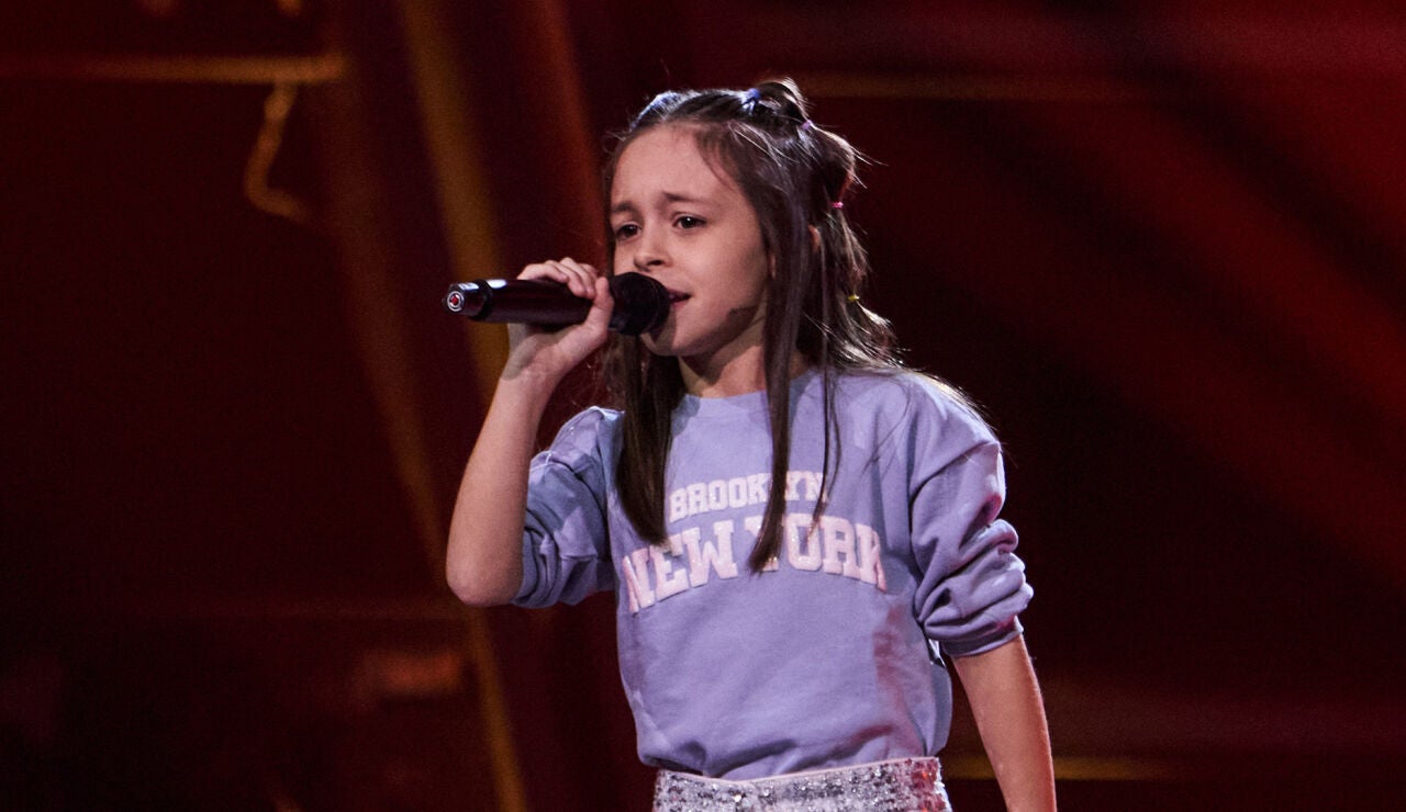 Lola, talent de La Voz Kids