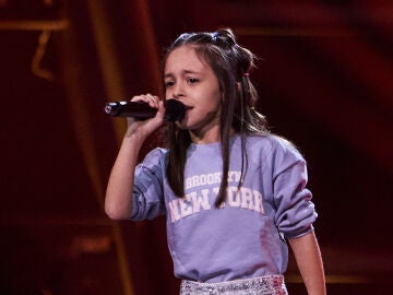Lola, talent de La Voz Kids